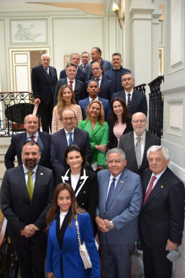 Las exportaciones de empresas de Sevilla se incrementan