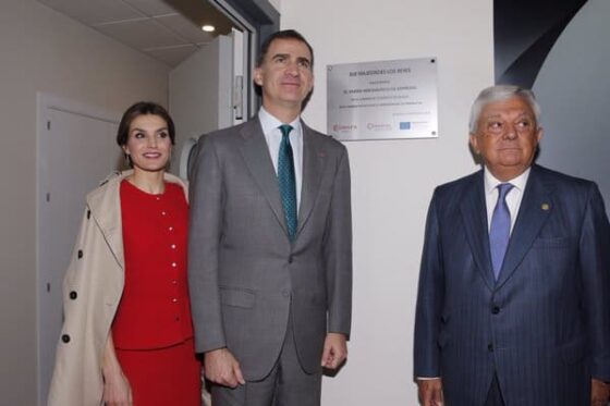 LOS REYES DE ESPAÑA INAUGURAN LA INCUBADORA DE TRANSFERENCIA DE TECNOLOGÍA AEROESPACIAL DE LA CÁMARA DE COMERCIO DE SEVILLA