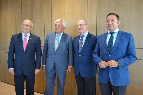 Director Caja de Ingenieros: Desafíos del sector financiero