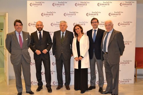 Conferencia en la Fundación Cámara de Sevilla.  Jaime García-Legaz, Presidente de CESCE
