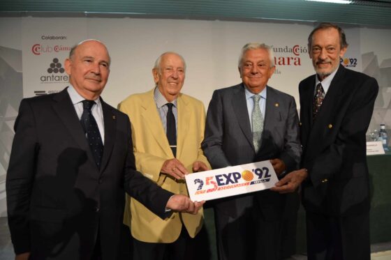 Mesa Redonda: “Expo 92, cuestión de liderazgo”.
