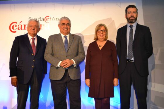 AndalucA�a cuenta con mA?s de 21.000 empresas exportadoras y 380.000 empleos vinculados a las ventas en el exterior