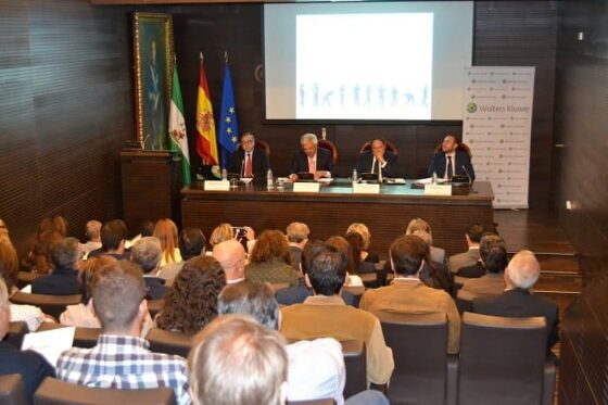 Más de un centenar de empresarios acuden a la Cámara de Comercio para conocer las novedades de la nueva “LEY DE AUTÓNOMOS”