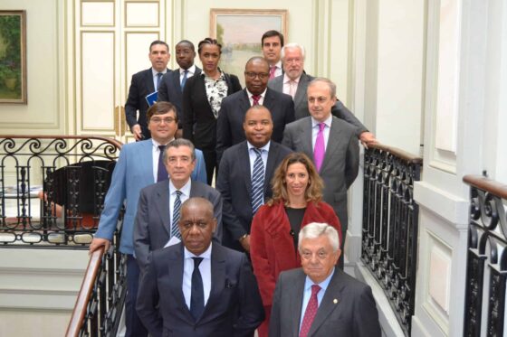 ANGOLA: Promueve entre los empresarios sevillanos proyectos de inversión pública y privada   