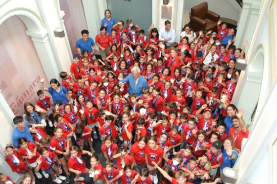 180 niños y niñas presentan su V FERIA EMPRESARIAL