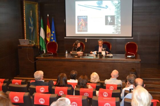 Ayanta Barilli presenta su novela ‘Si no amaneciera’