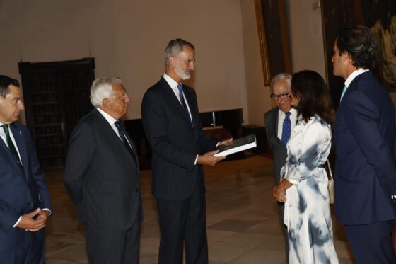 «LA PRIMERA VUELTA AL MUNDO»