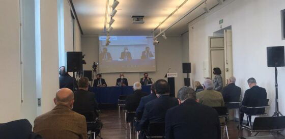 LA CÁMARA SE OFRECE PARA CANALIZAR AYUDAS PARA EMPRESAS