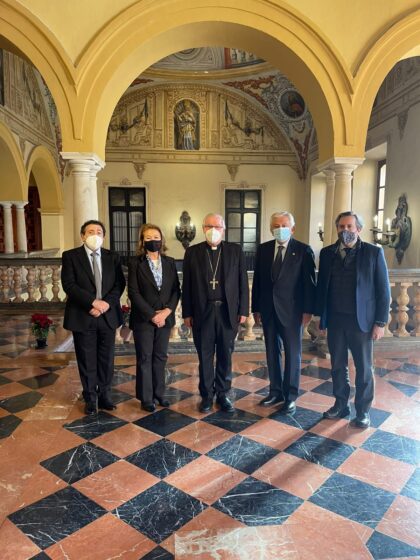 LA CÁMARA SE REÚNE CON EL ARZOBISPO DE SEVILLA