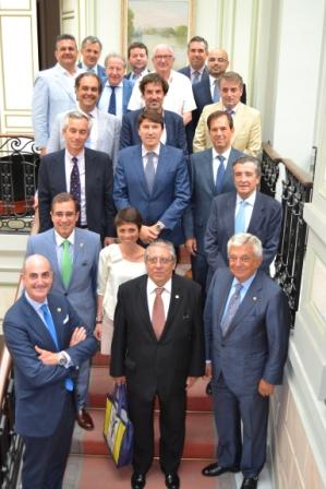 Empresarios sevillanos se reúnen con el Embajador de El Salvador en España interesados en hacer negocios con empresas del país