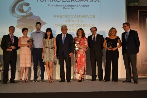 La Escuela de Negocios de la Cámara galardona a cuatro empresas por el valor que le dan a la formación