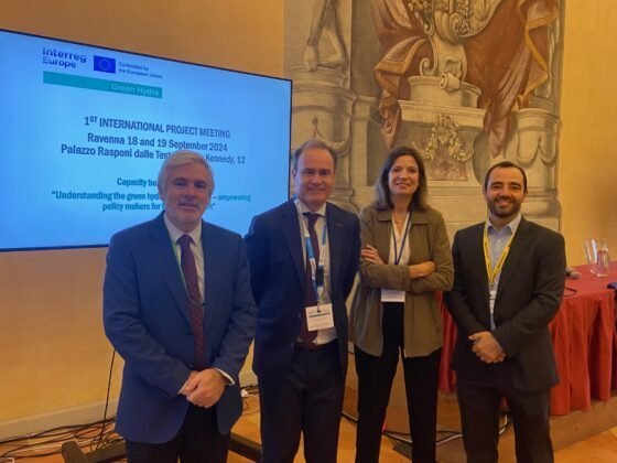 La Cámara de Sevilla y la Junta impulsan la cadena de valor del hidrógeno verde en Italia