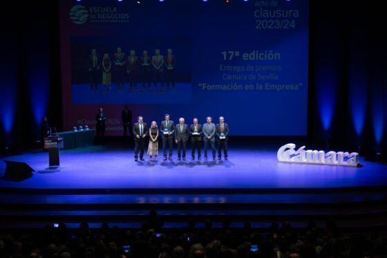 La Escuela de Negocios de la Cámara premia a seis empresas por el valor que le dan a la formación