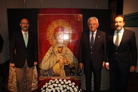 La Cámara acoge la exposición ‘Candelaria, centenario de una imagen’