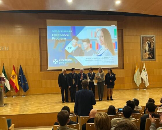 Francisco Herrero, padrino de la última promoción del Excellence Program de CEU
