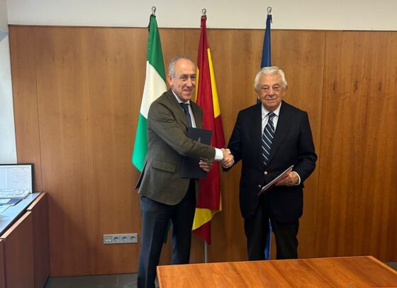 La Cámara de Sevilla impulsa en Tomares la mejora del tejido empresarial