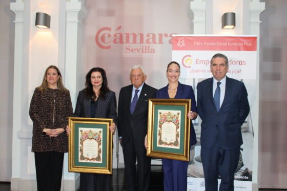 La Cámara galardona a dos empresarias con motivo del Día de la Mujer