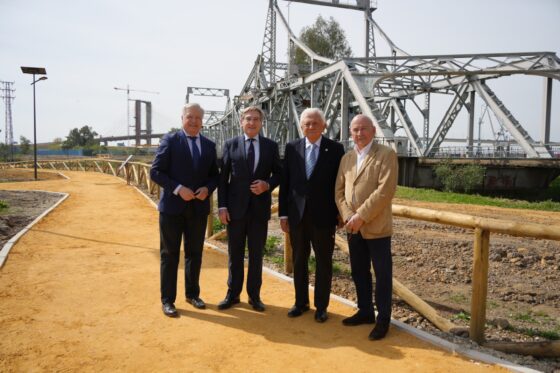El Puerto de Sevilla lanza un programa de visitas gratuitas al Puente de Alfonso XIII en conmemoración de su centenario