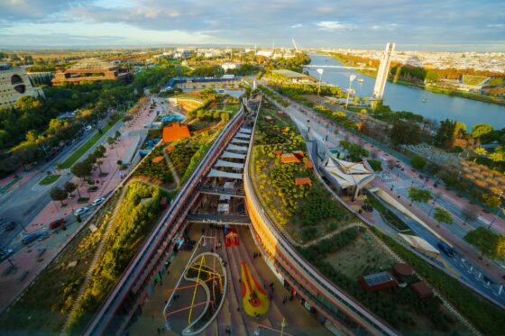 TORRE SEVILLA incorpora las taquillas inteligentes Vacway y refuerza su oferta turística urbana