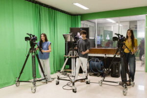 Grados universitarios en Sevilla: impulsa tu futuro en comunicación, publicidad y audiovisual en EUSA Grados universitarios en Sevilla: impulsa tu futuro en comunicación, publicidad y audiovisual en EUSA