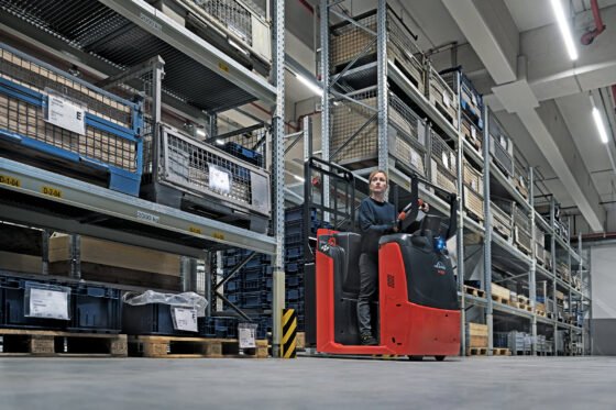 Linde MH lanza nuevos preparadores de pedidos horizontales con batería Li-ION  integrada